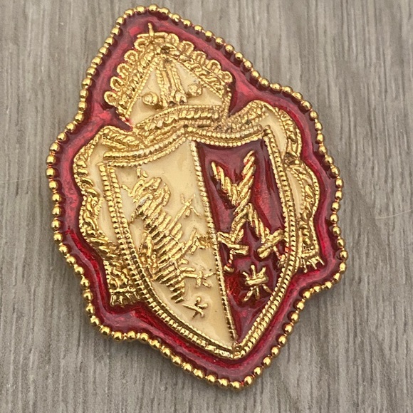 Jewelry Vintage Dauplaise Coat Of Arms Brooch Pin Poshmark